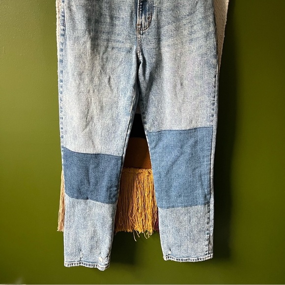 Abercrombie & Fitch The Ankle Straight Ultra High Rise Jeans Knee Patch SZ 27/4 - Picture 6 of 6